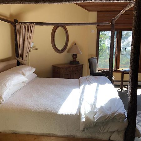 מיל ואלי Mountain Home Inn מראה חיצוני תמונה