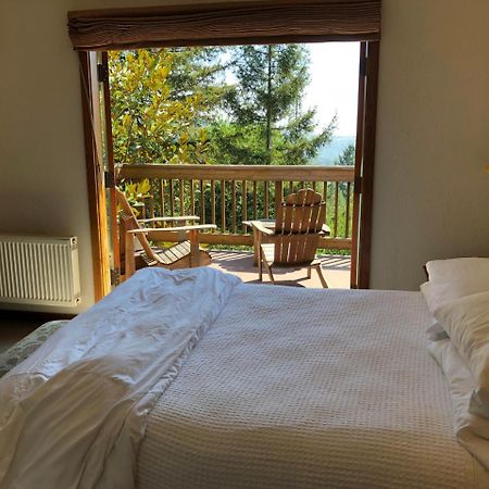 מיל ואלי Mountain Home Inn מראה חיצוני תמונה