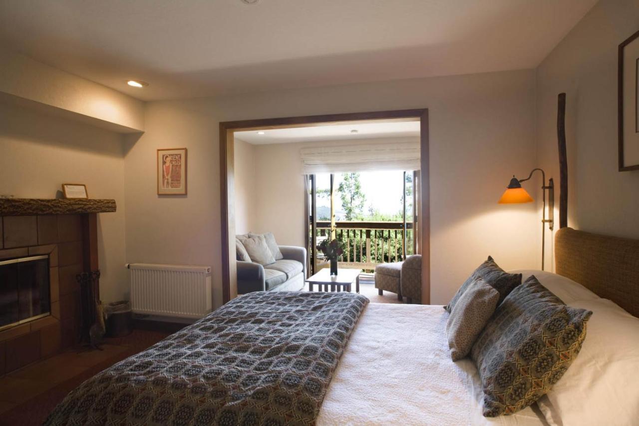 מיל ואלי Mountain Home Inn מראה חיצוני תמונה