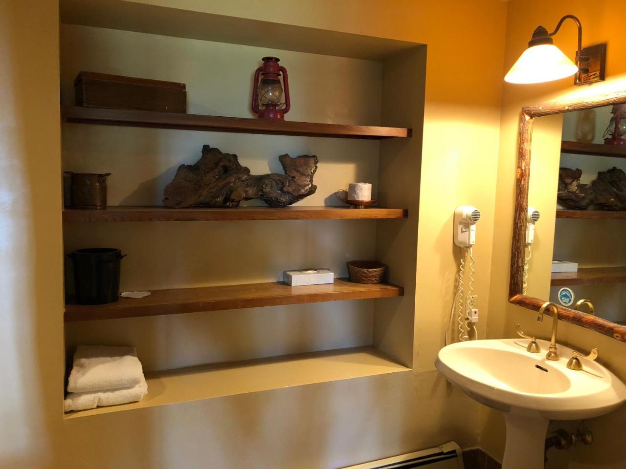 מיל ואלי Mountain Home Inn מראה חיצוני תמונה